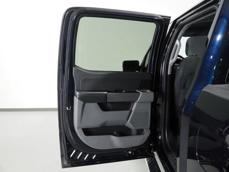 2022 Ford F-150 SuperCrew XLT *GROUP 302A, 2.7L V6 ECOBOOST, BLIND SPOT & LANE DEPARTURE ALERT, COLLISION ALERT w/BRAKING, BACKUP-CAMERA, COLOR TOUCHSCREEN, HEATED SEATS, REMOTE START, 20 INCH WHEELS, ANDROID & APPLE Round Rock TX