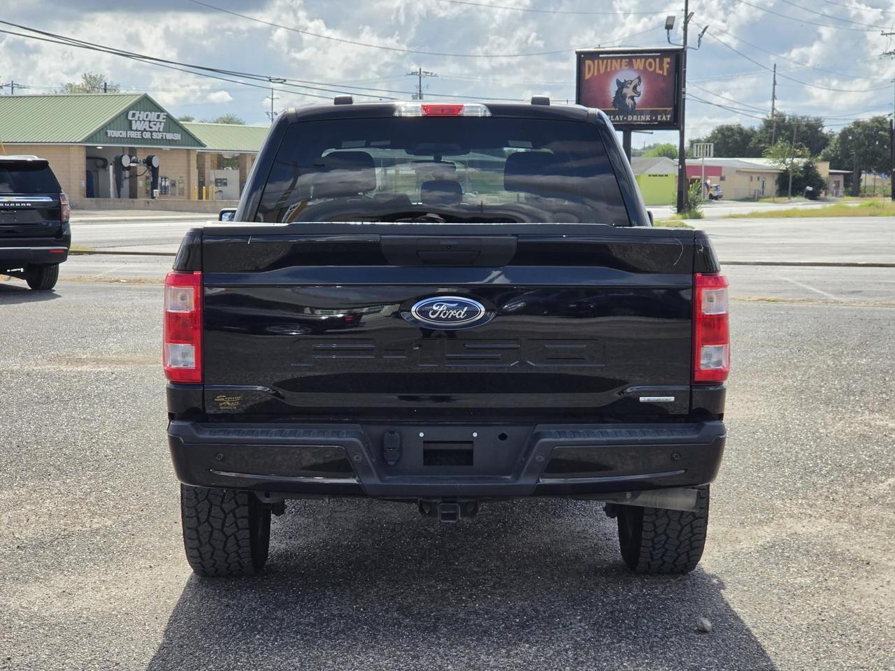 2022 Ford F-150 XL 2WD SuperCrew 5.5' Box Beeville TX