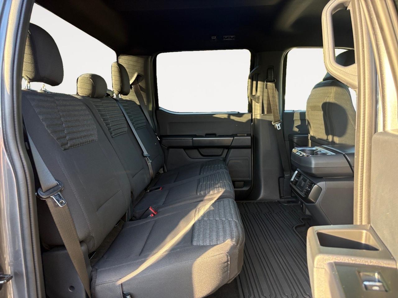 2022 Ford F-150 XL, LANE KEEP ASSIST, RUNNING BOARDS, BACKUP CAMERA WITH PARKING SENSORS, APPLE CARPLAY/ANDROID AUTO, REMOTE START, LOW MILES, CLEAN CARFAX, COME SEE THIS TRUCK TODAY! Virginia Beach VA