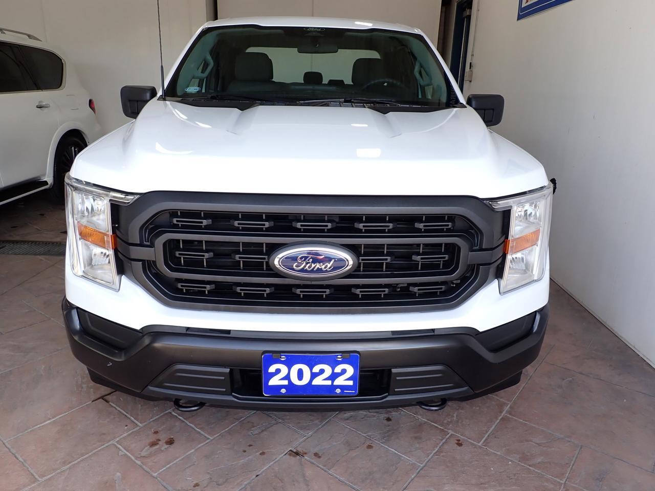 2022 Ford F-150 XL SUPER CAB 4WD 8&apos; BOX Listowel ON