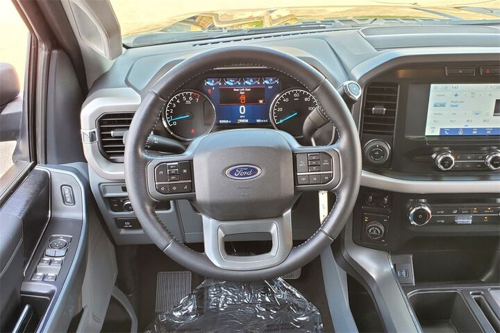 2022 Ford F-150 XLT  TX
