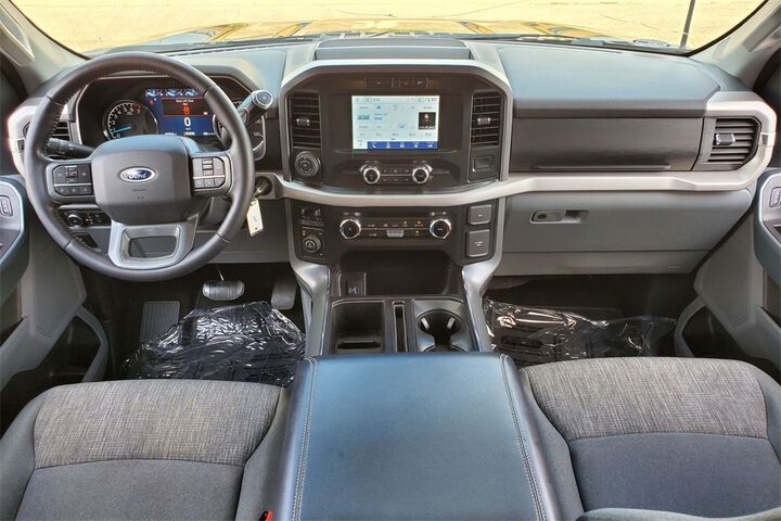 2022 Ford F-150 XLT  TX
