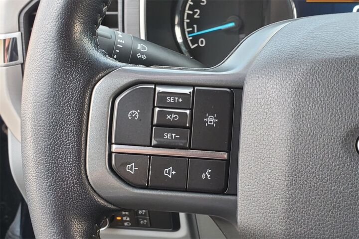 2022 Ford F-150 XLT  TX