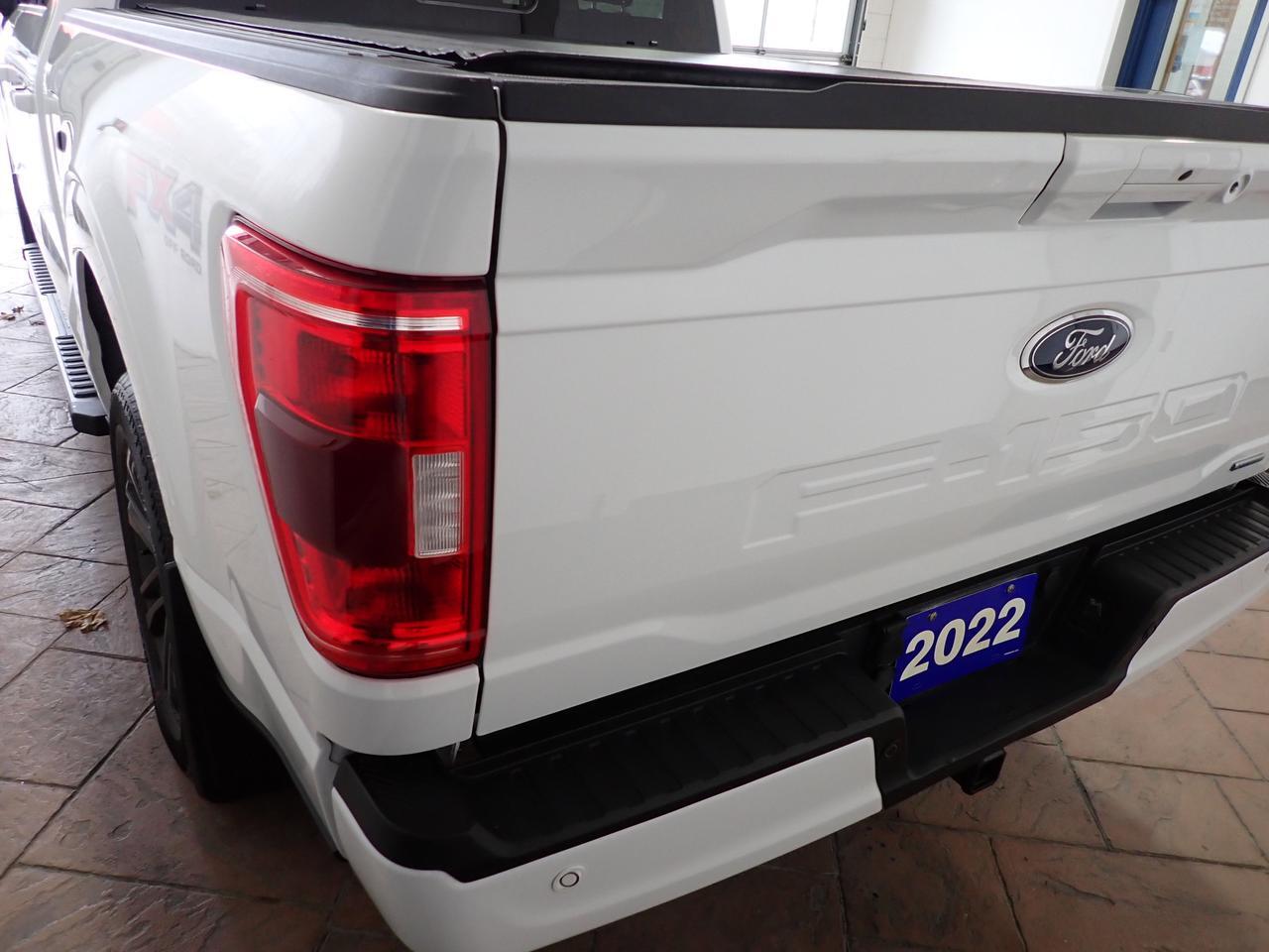 2022 Ford F-150 XLT 4WD SUPERCREW 5.5 BOX Listowel ON