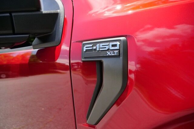 2022 Ford F-150 XLT 4x4 / Pano Sunroof / Tow Tech PKG! High Point NC
