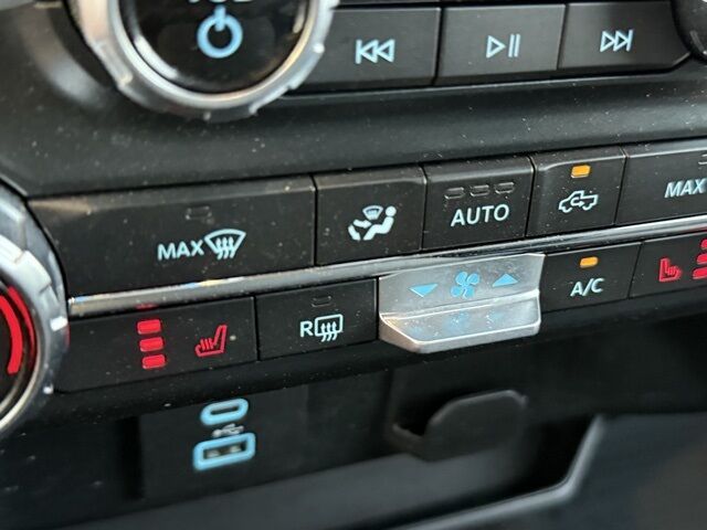 2022 Ford F-150 XLT FX4  TX