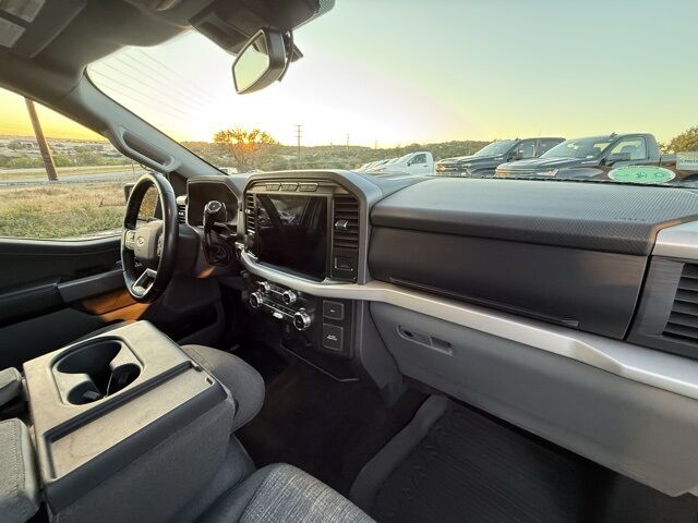 2022 Ford F-150 XLT FX4  TX