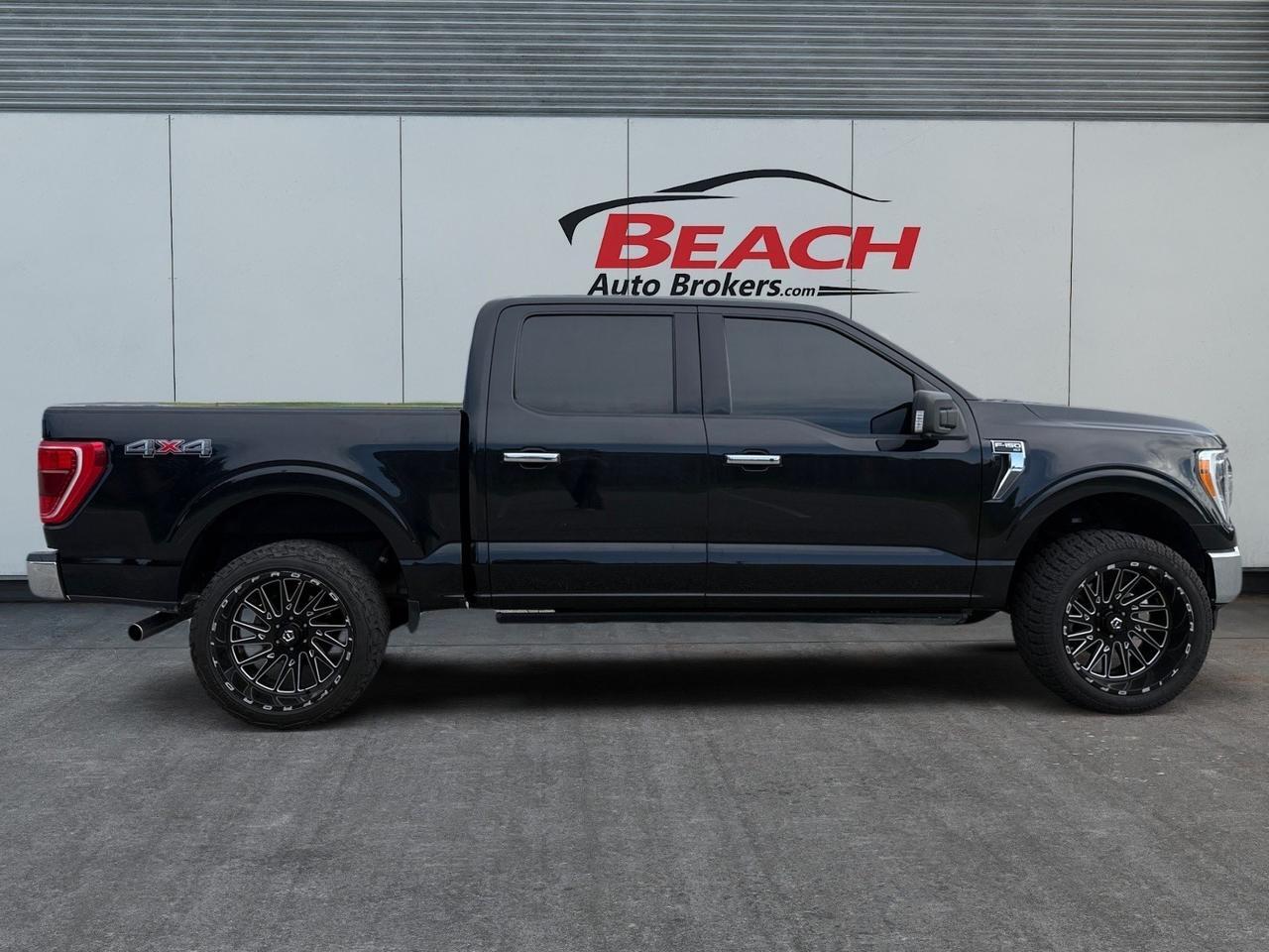 2022 Ford F-150 XLT, HEATED SEATS, APPLE CARPLAY/ANDROID AUTO, B&O SPEAKERS, BED LINER, TOW PACKAGE, POWER RUNNING BOARDS, BACKUP CAMERA, POWER MIRRORS, REMOTE START, TOW HOOKS, CLEAN CARFAX, THIS TRUCK IS PRICED TO MOVE! Norfolk VA