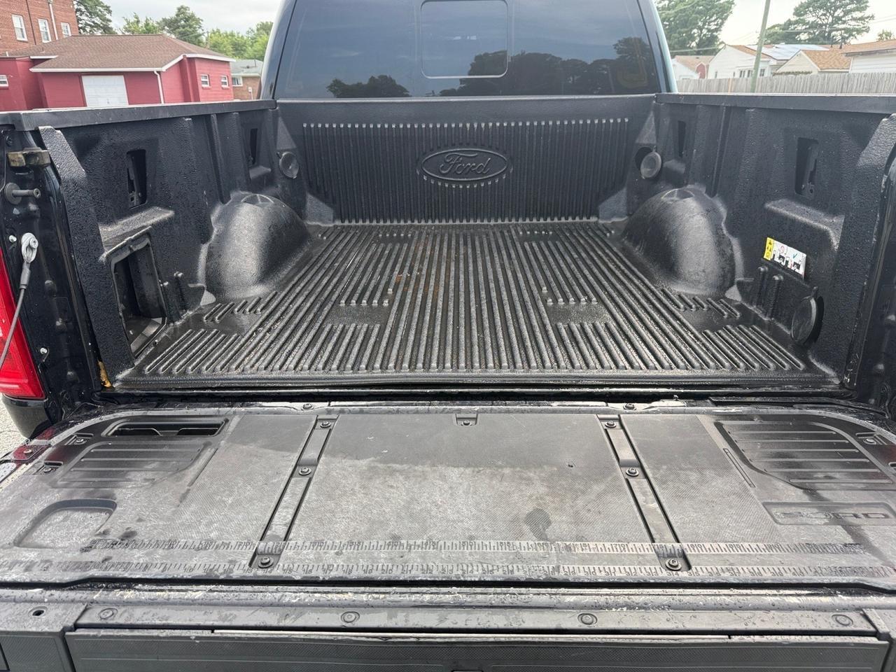 2022 Ford F-150 XLT, HEATED SEATS, APPLE CARPLAY/ANDROID AUTO, B&O SPEAKERS, BED LINER, TOW PACKAGE, POWER RUNNING BOARDS, BACKUP CAMERA, POWER MIRRORS, REMOTE START, TOW HOOKS, CLEAN CARFAX, THIS TRUCK IS PRICED TO MOVE! Norfolk VA