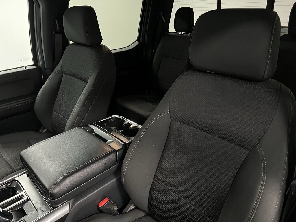 2022 Ford F-150 XLT photo 18