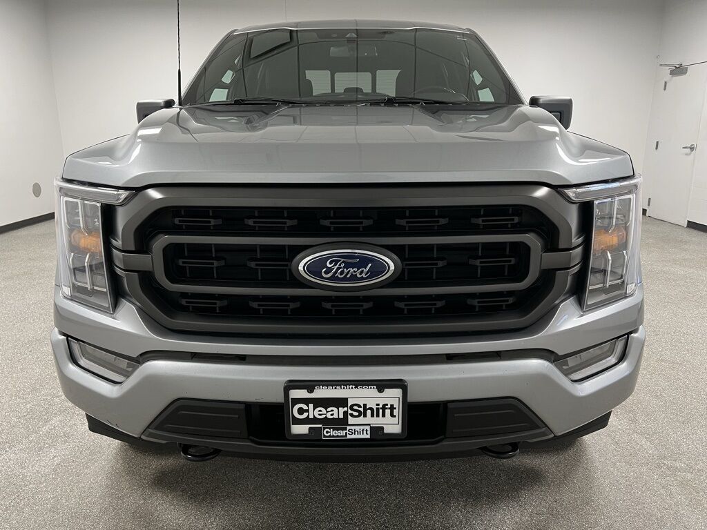 2022 Ford F-150 XLT photo 3