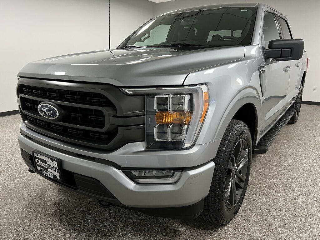 2022 Ford F-150 XLT photo 4