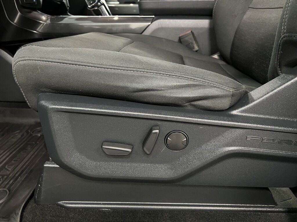 2022 Ford F-150 XLT photo 21