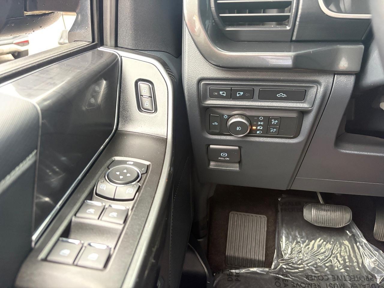 2022 Ford F-150 XLT, LANE KEEP ASSIST, POWER TAILGATE, BLIND SPOT ALERT, FORWARD COLLISION ALERT, TOW PACKAGE, TWIN PANEL MOONROOF, HEATED SEATS, REMOTE START, CLEAN CARFAX, THIS TRUCK IS LIKE BRAND NEW! Virginia Beach VA