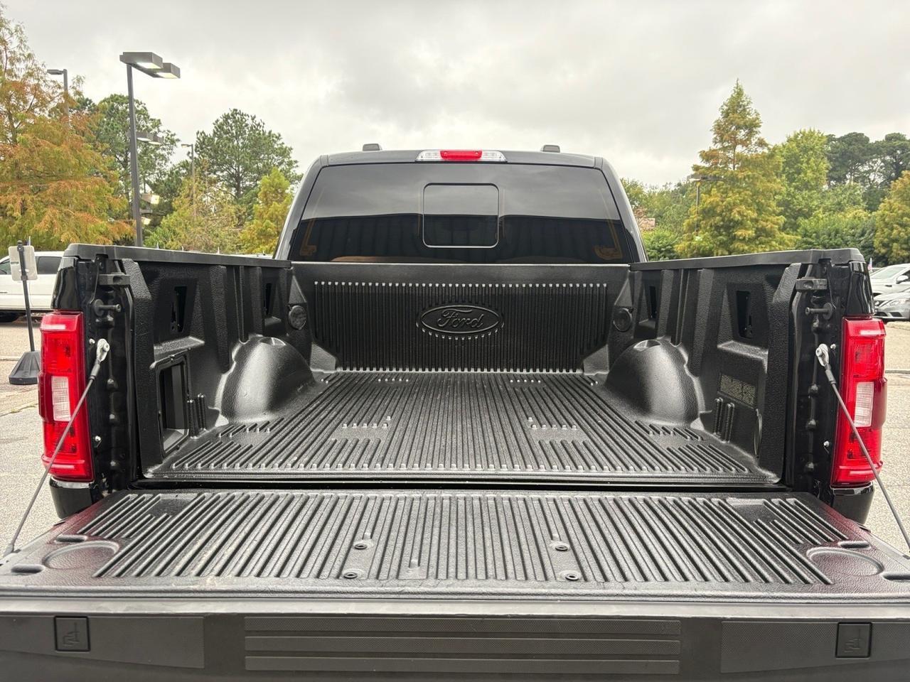 2022 Ford F-150 XLT, LANE KEEP ASSIST, POWER TAILGATE, BLIND SPOT ALERT, FORWARD COLLISION ALERT, TOW PACKAGE, TWIN PANEL MOONROOF, HEATED SEATS, REMOTE START, CLEAN CARFAX, THIS TRUCK IS LIKE BRAND NEW! Virginia Beach VA