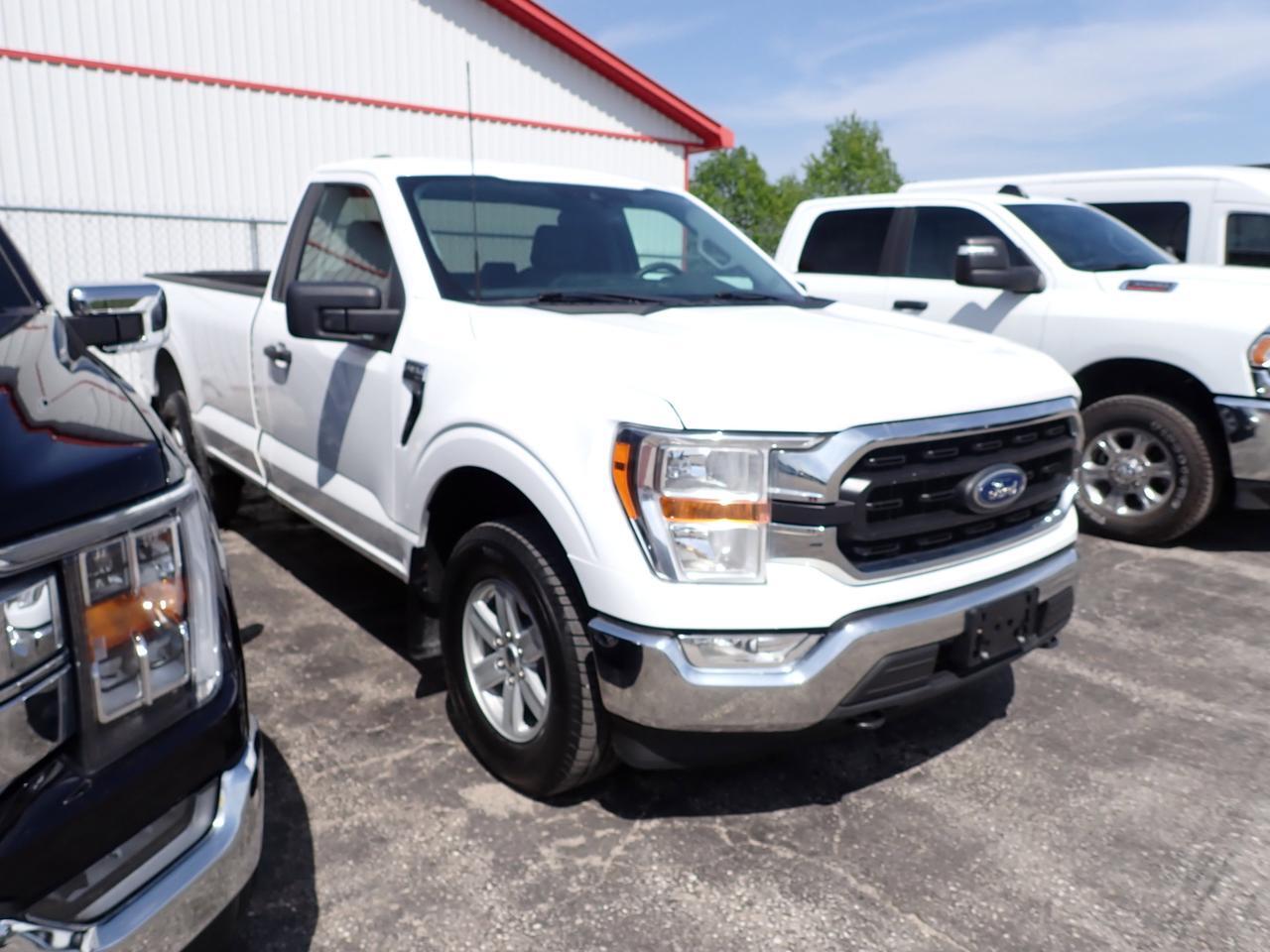 2022 Ford F-150 XLT REG CAB 4WD 8FT BOX V8