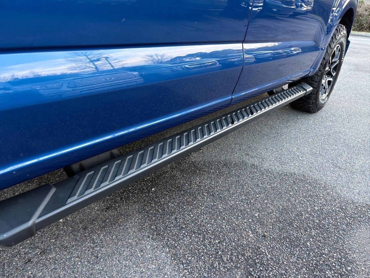 2022 Ford F-150 XLT, SPORT CREW CAB SUPERCREW 4X4, POWER MIRRORS, PICKUP TIE DOWN HOOKS, POWER TAILGATE LOCK, HITCH ASSIST, LANE KEEP ASSIST, BACKUP CAMERA, BLUETOOTH, AUTO START/STOP, SPORT APPERANACE PACKAGE, NO ACCIDENTS AND 1 OWNER! Virginia Beach VA