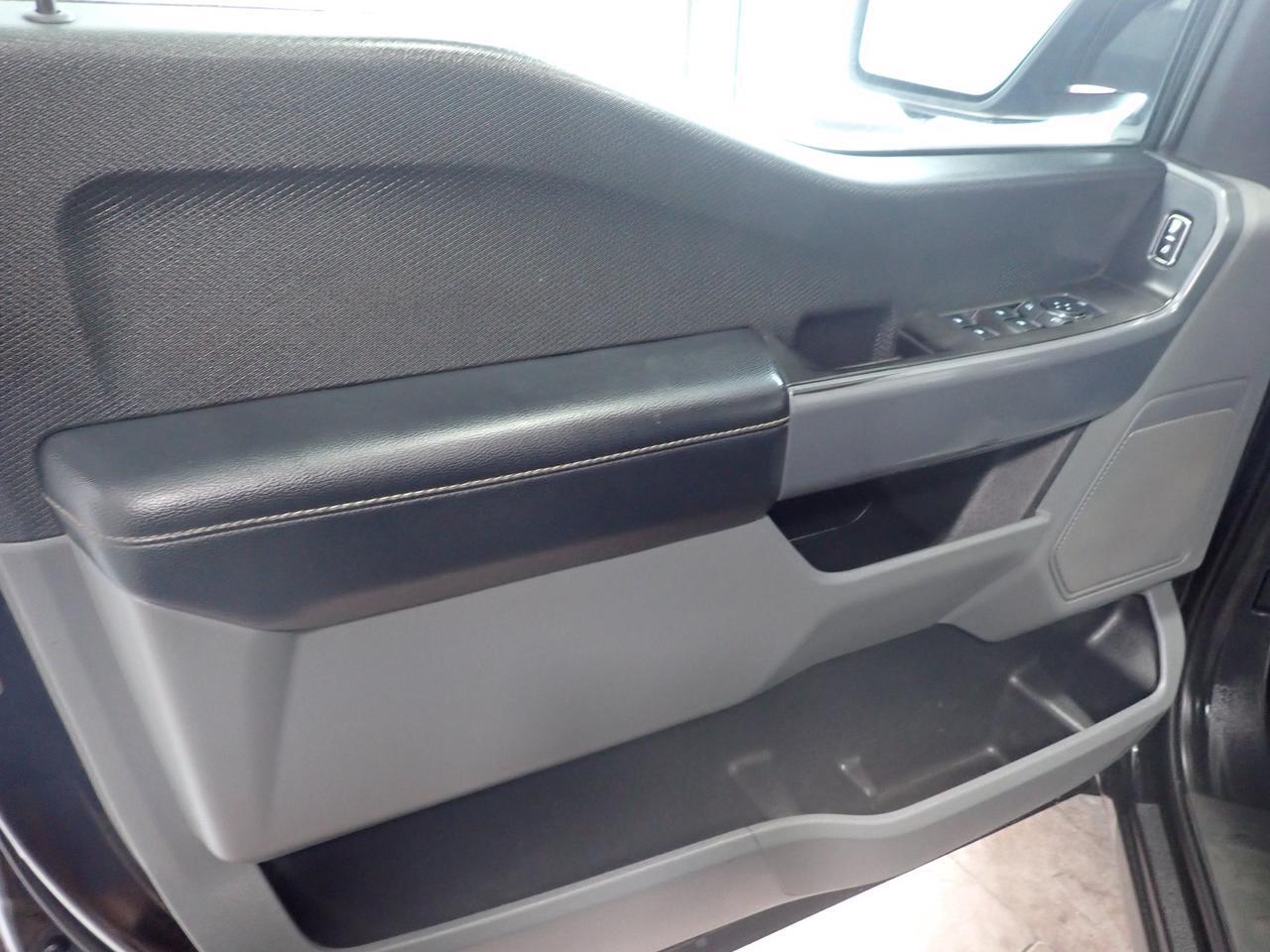 2022 Ford F-150 XLT SUPERCREW 5.5-FT BOX NAVI 4WD Listowel ON