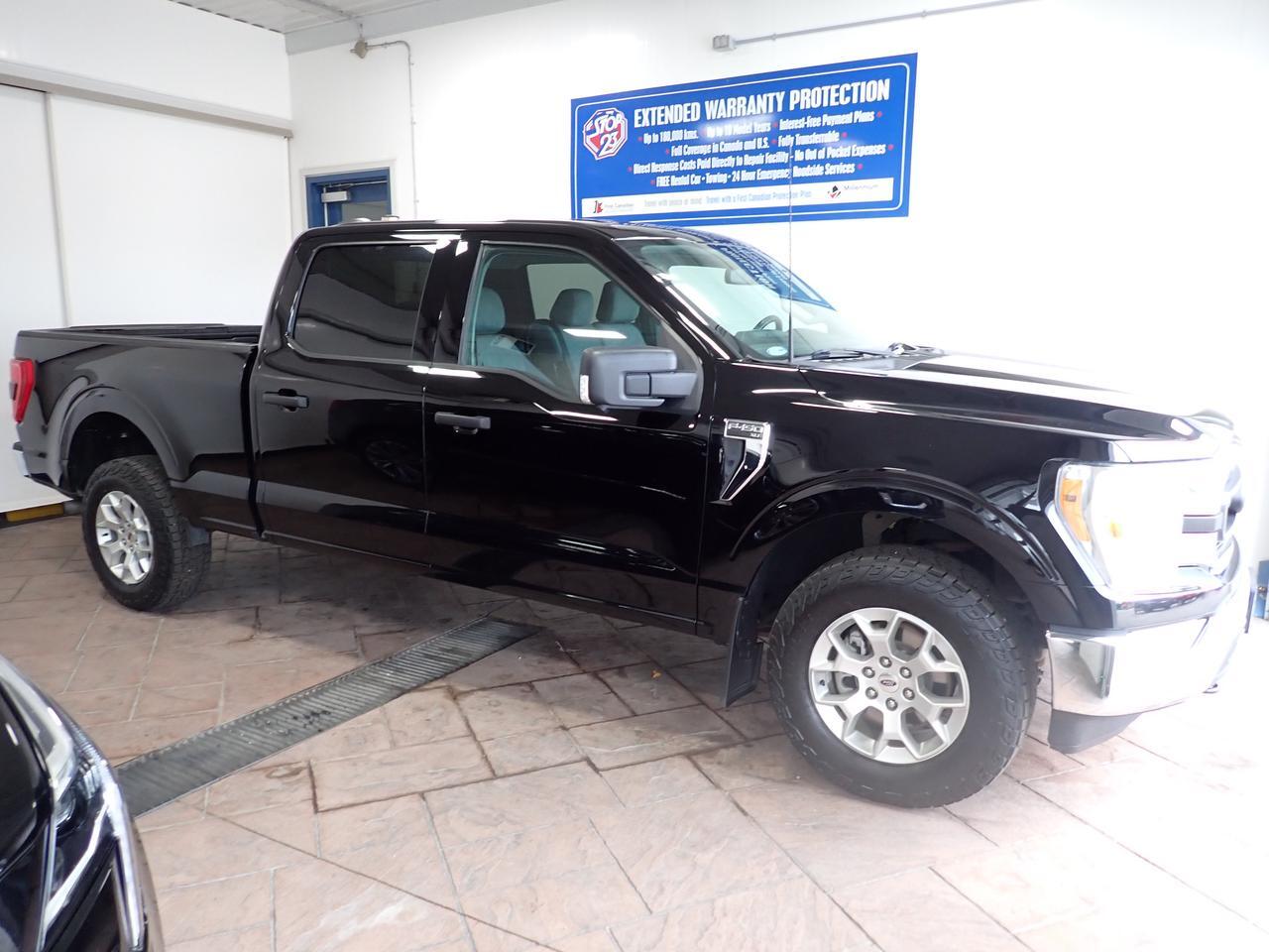 2022 Ford F-150 XLT SUPERCREW 5.5-FT BOX NAVI 4WD