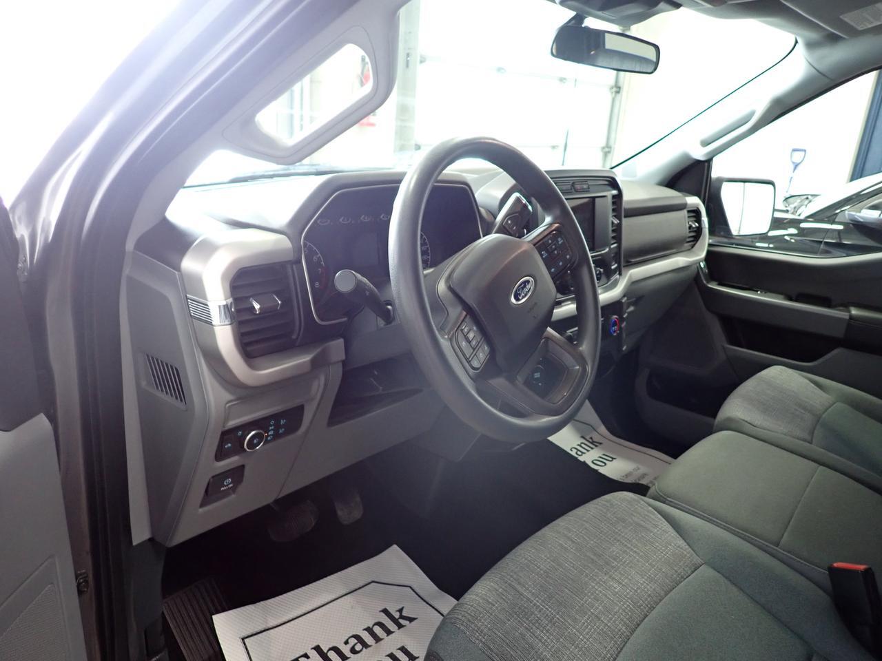 2022 Ford F-150 XLT SUPERCREW NAVI 5.5-FT BOX 4WD Listowel ON