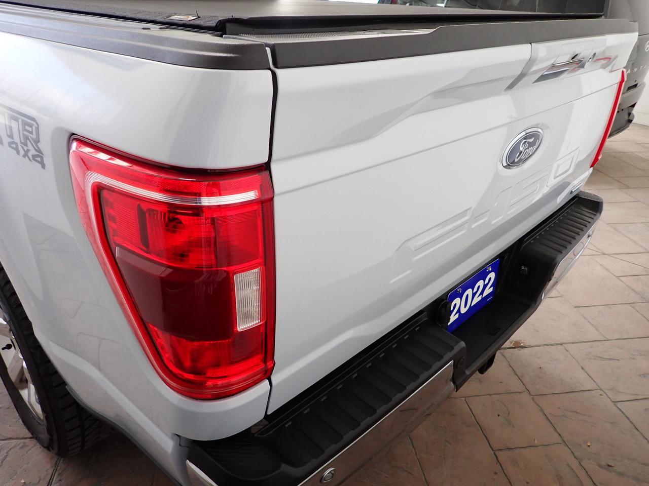 2022 Ford F-150 XLT SUPERCREW NAVI 5.5-FT BOX 4WD Listowel ON