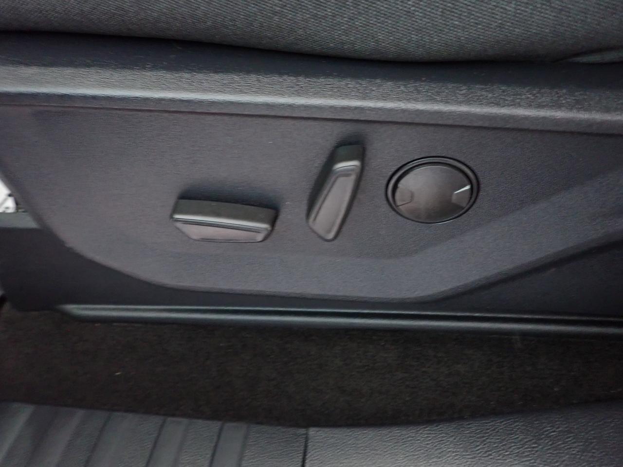 2022 Ford F-150 XLT SUPERCREW NAVI 5.5-FT BOX 4WD Listowel ON