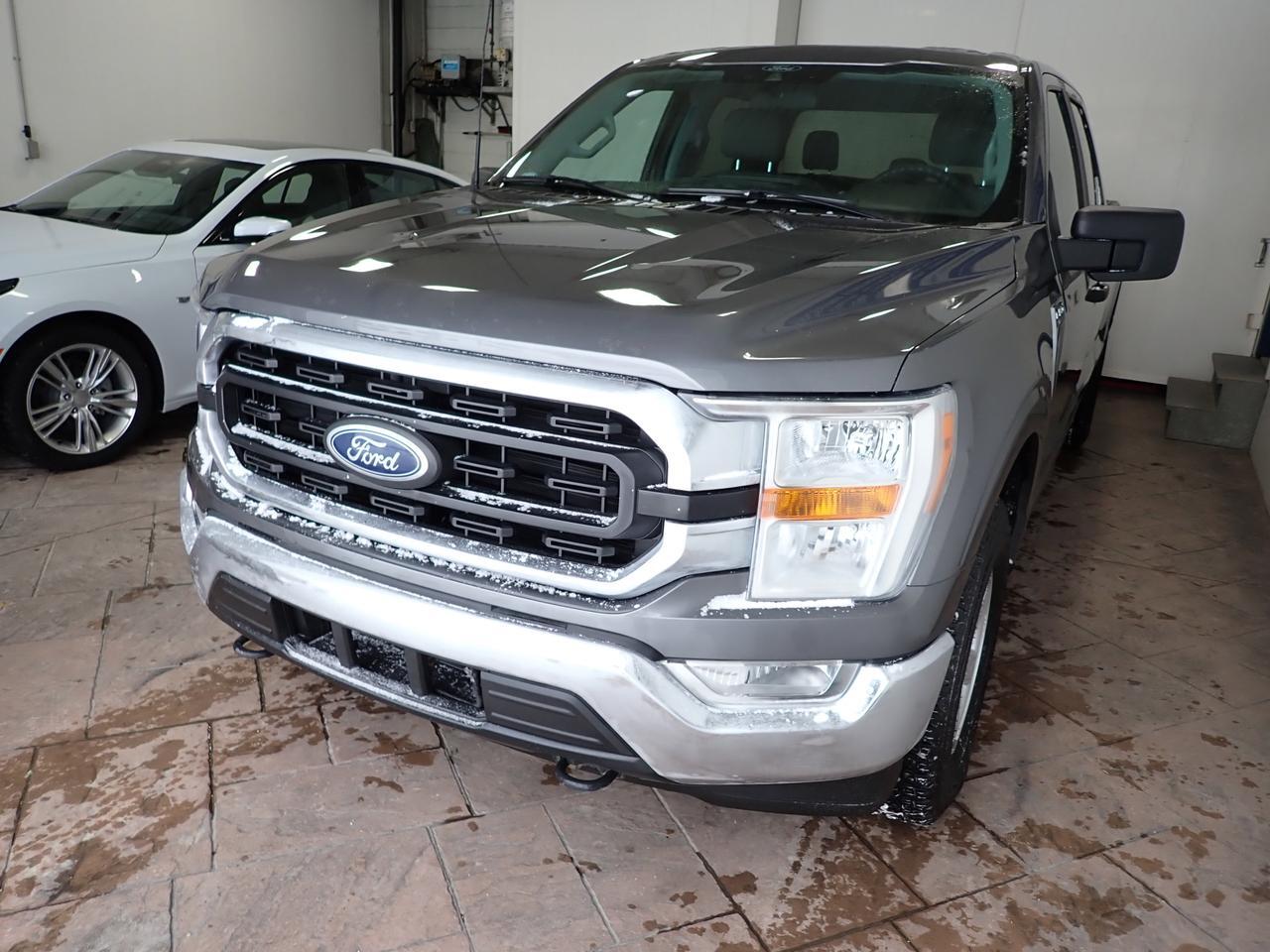 2022 Ford F-150 XLT SUPERCREW NAVI  6.5-FT BOX 4WD Listowel ON
