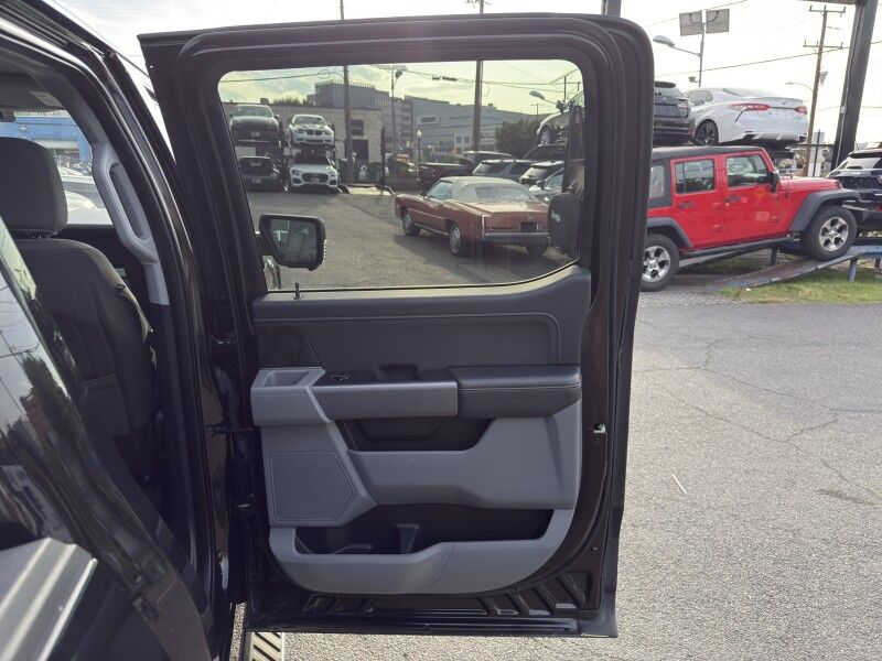 2022 Ford F-150 XLT SuperCrew 4WD Arlington VA
