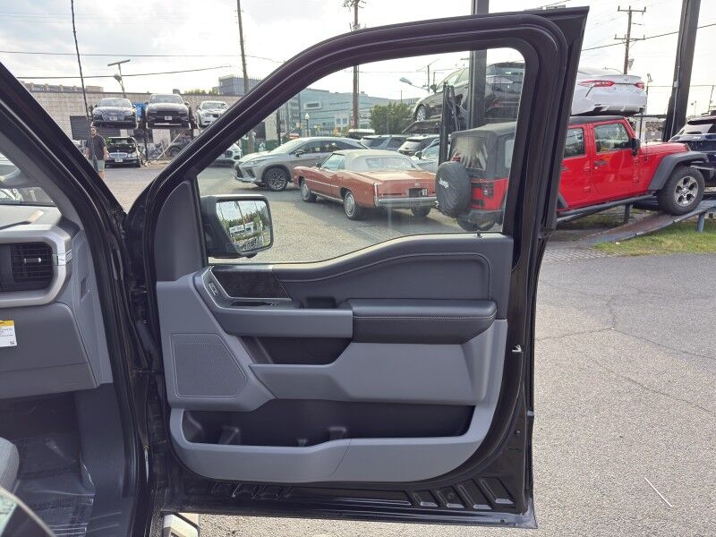 2022 Ford F-150 XLT SuperCrew 4WD Arlington VA