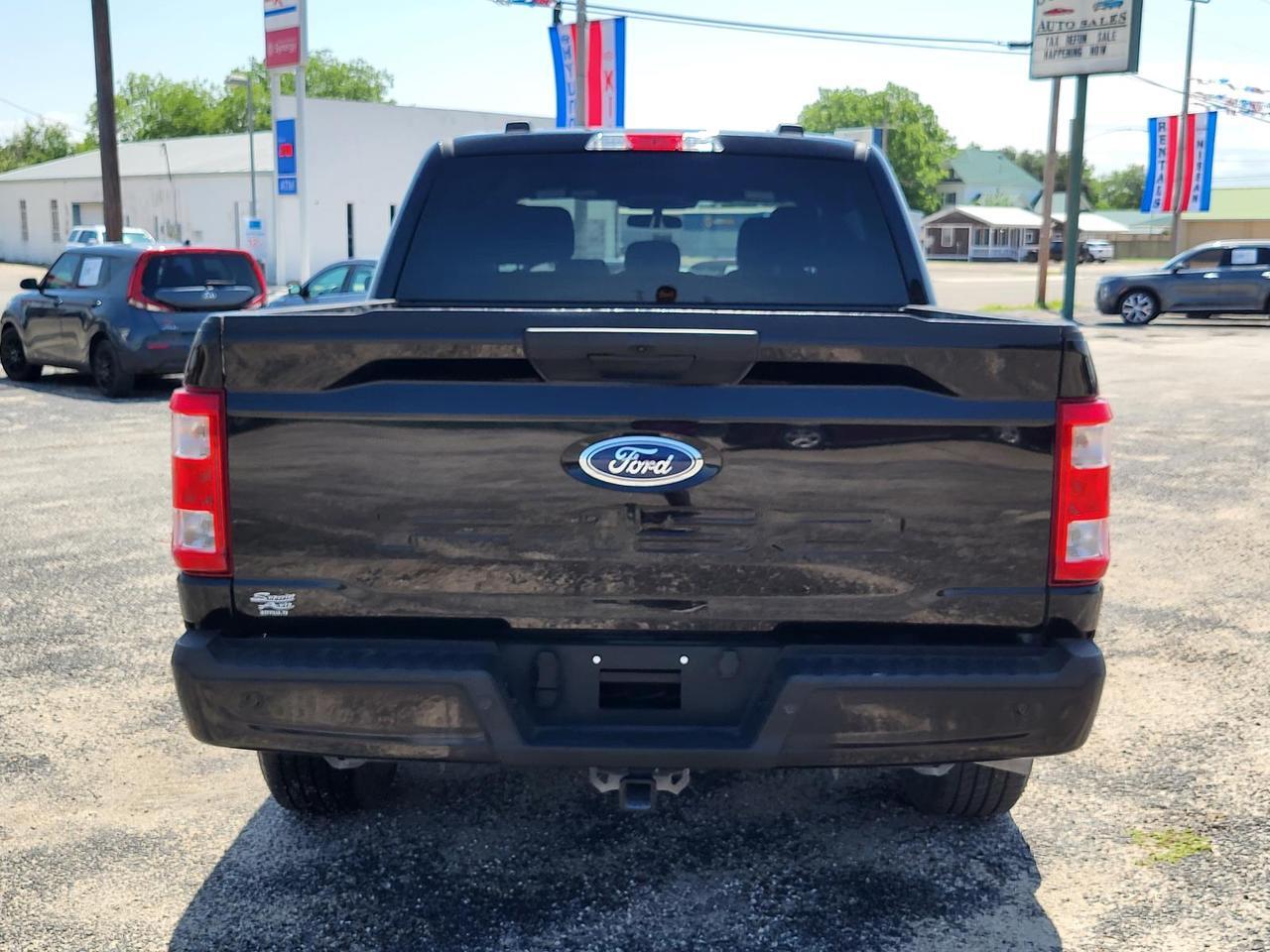 2022 Ford F-150 XLT SuperCrew Beeville TX
