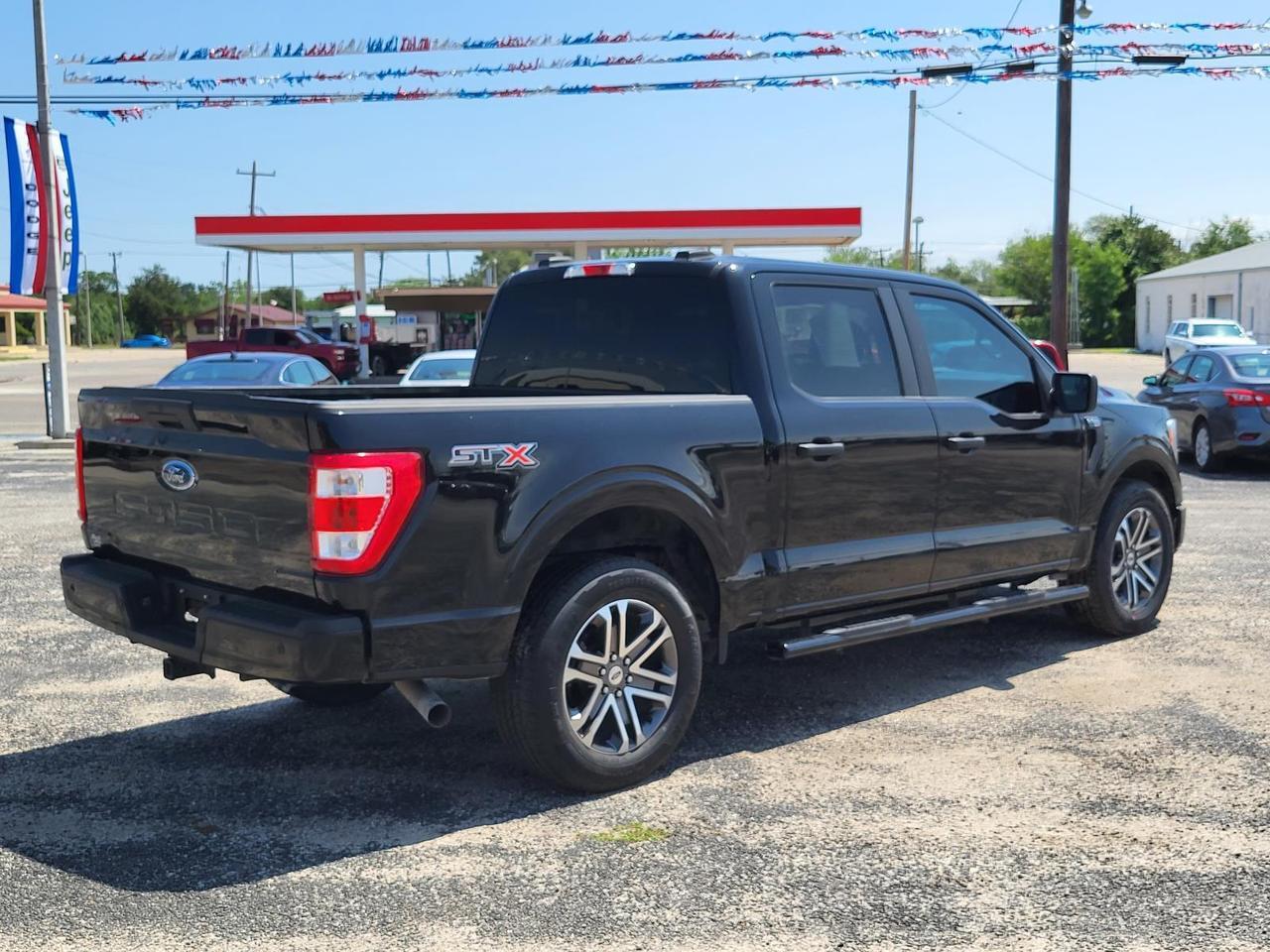 2022 Ford F-150 XLT SuperCrew