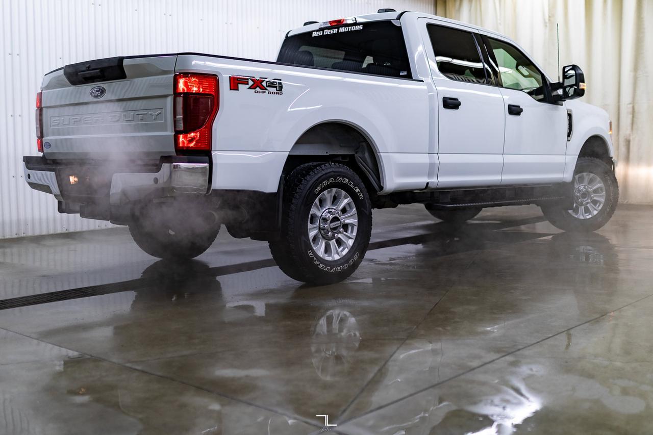 2022 Ford F-250 4x4 Crew Cab XLT FX4 BCam Red Deer AB