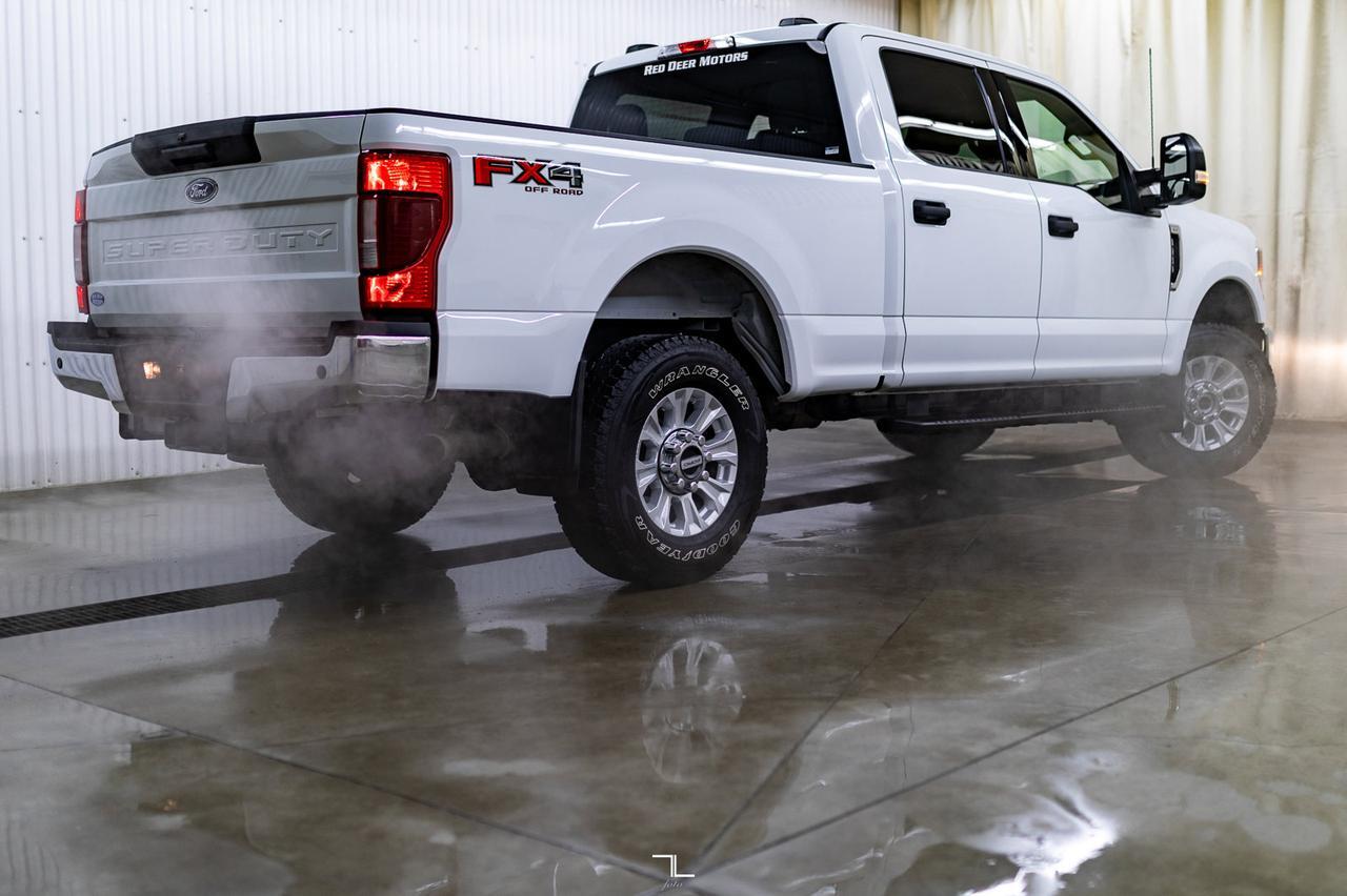 2022 Ford F-250 4x4 Crew Cab XLT FX4 BCam Red Deer AB
