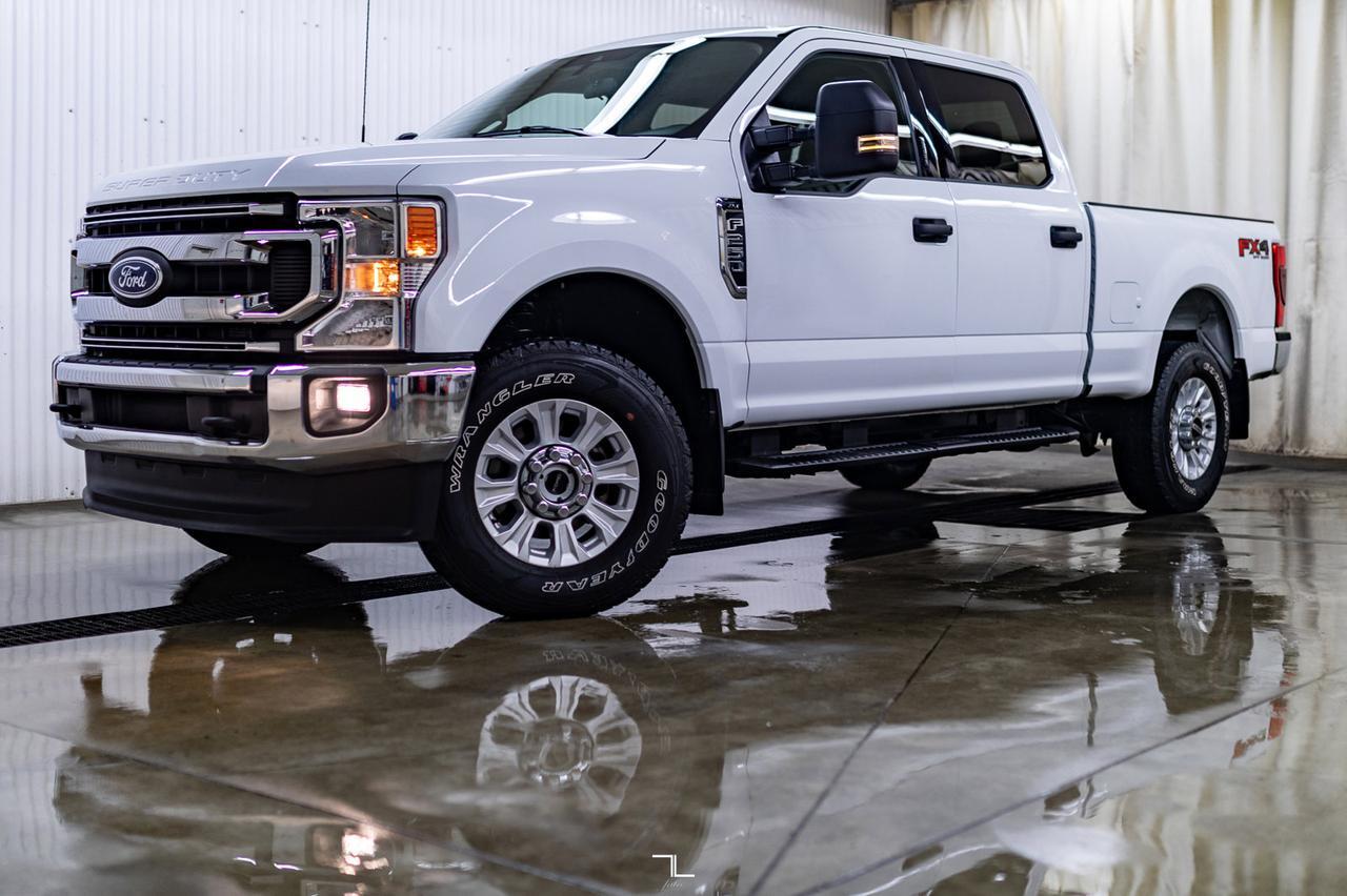 2022 Ford F-250 4x4 Crew Cab XLT FX4 BCam Red Deer AB