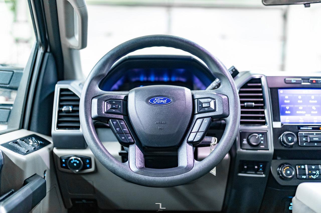 2022 Ford F-250 4x4 Crew Cab XLT FX4 BCam Red Deer AB