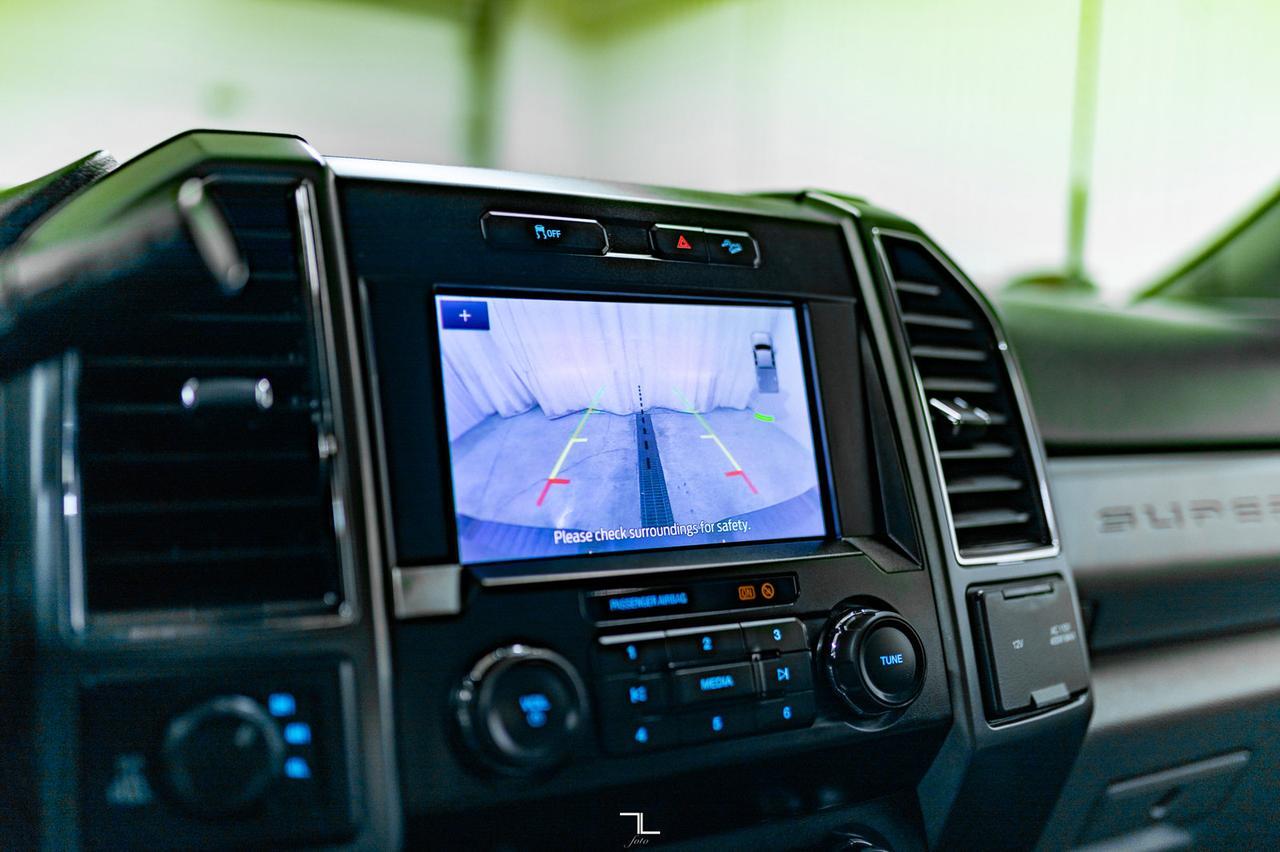 2022 Ford F-250 4x4 Crew Cab XLT FX4 BCam Red Deer AB