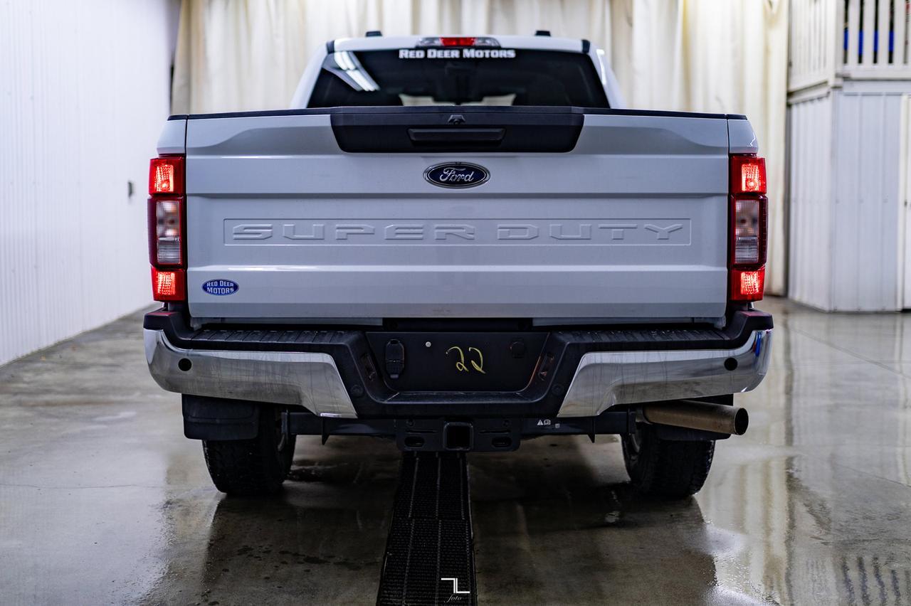 2022 Ford F-250 4x4 Crew Cab XLT FX4 BCam Red Deer AB