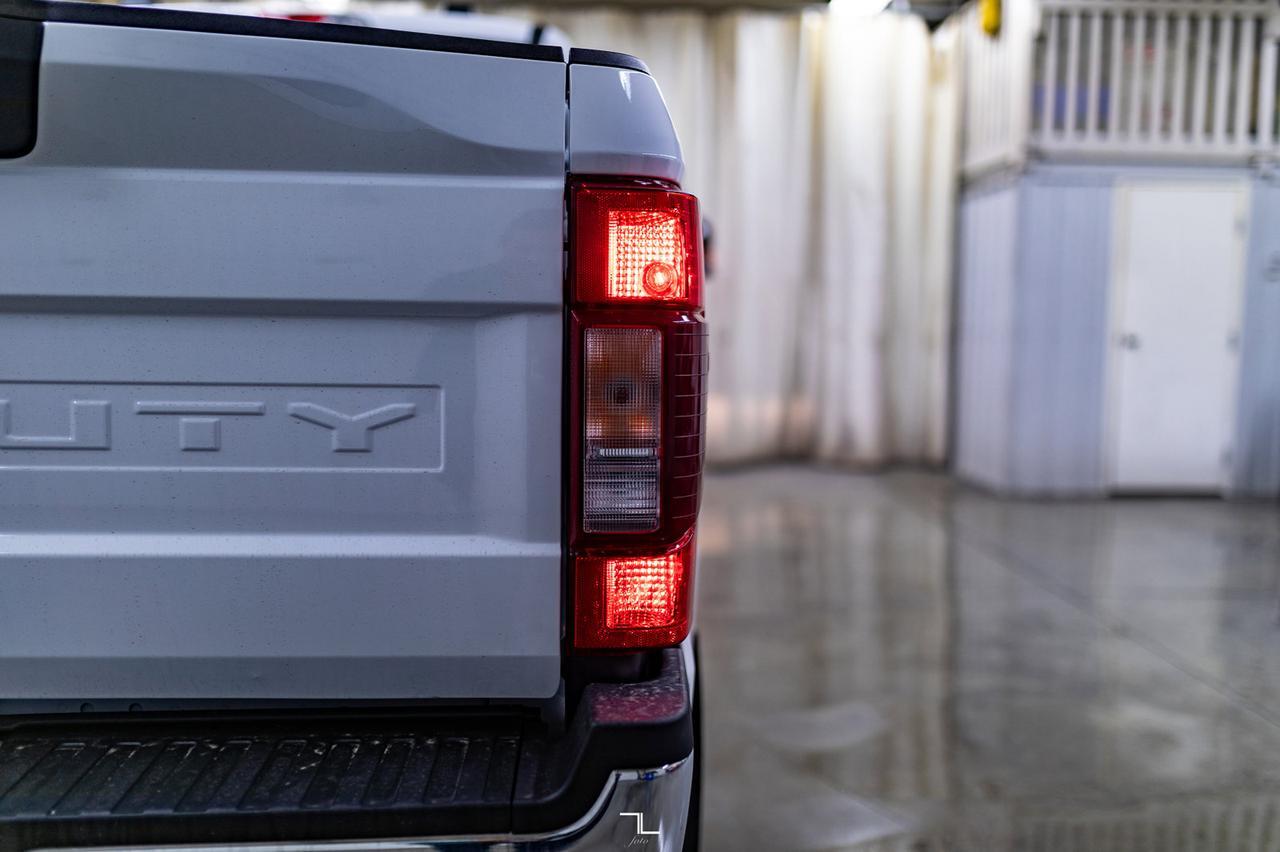 2022 Ford F-250 4x4 Crew Cab XLT FX4 BCam Red Deer AB