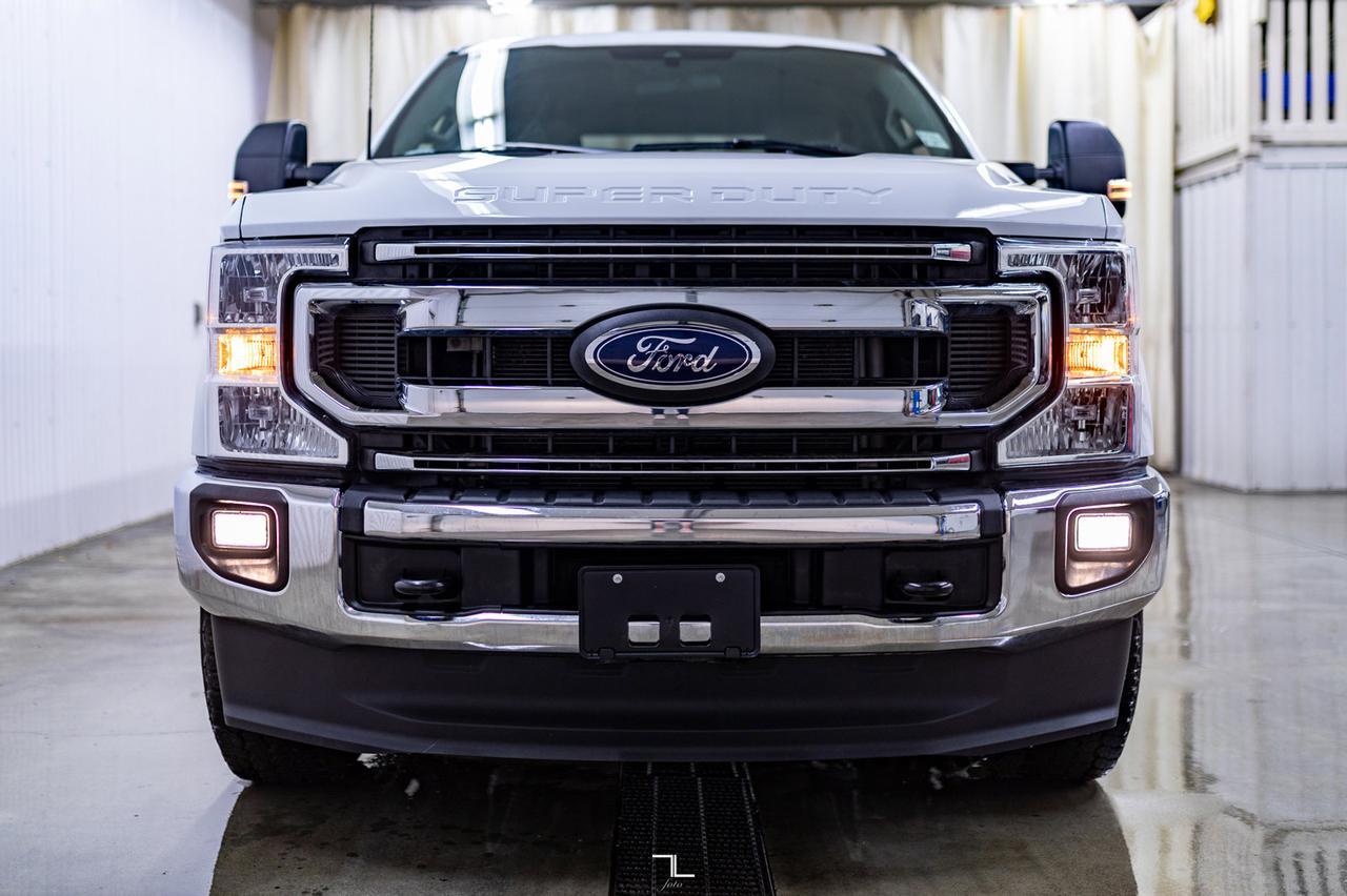 2022 Ford F-250 4x4 Crew Cab XLT FX4 BCam Red Deer AB