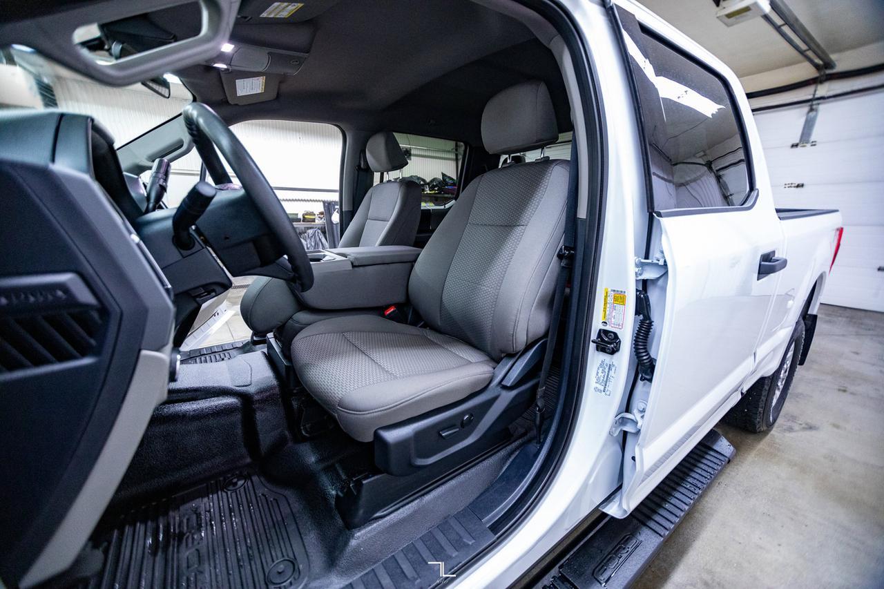 2022 Ford F-250 4x4 Crew Cab XLT FX4 BCam Red Deer AB