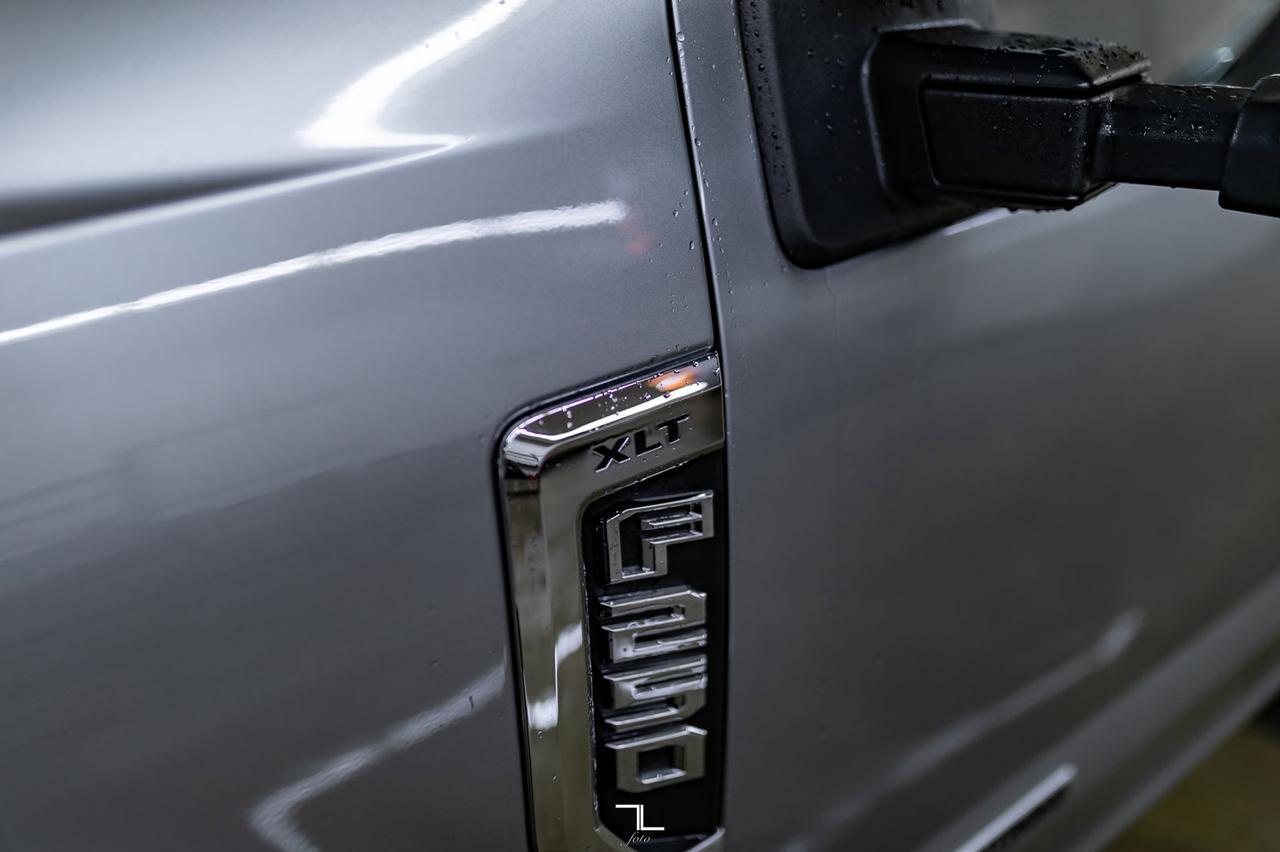 2022 Ford F-250 4x4 Crew Cab XLT FX4 Diesel BCam Red Deer AB