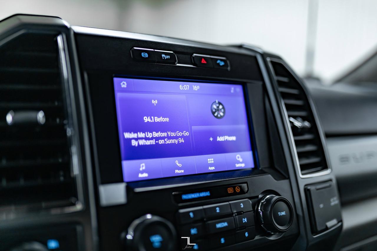 2022 Ford F-250 4x4 Crew Cab XLT FX4 Diesel BCam Red Deer AB