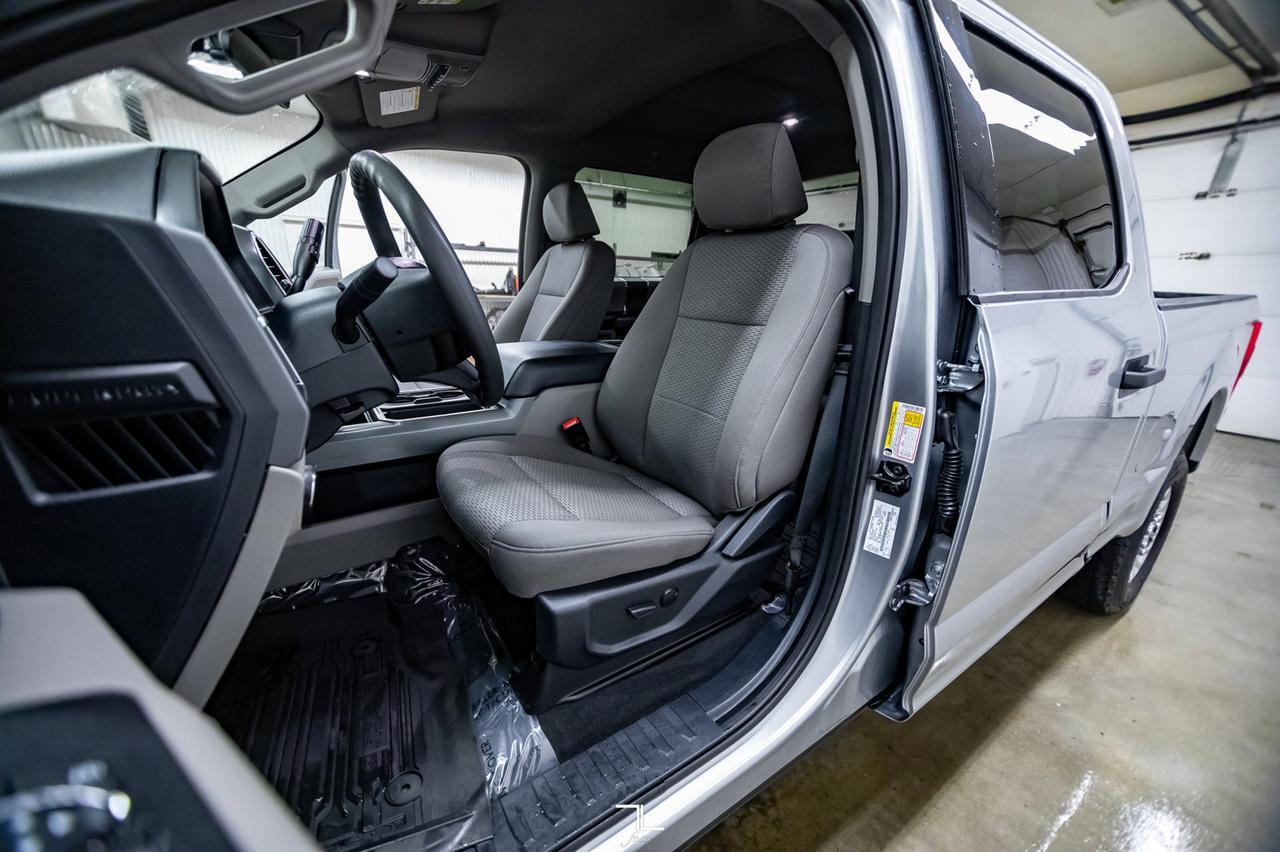 2022 Ford F-250 4x4 Crew Cab XLT FX4 Diesel BCam Red Deer AB