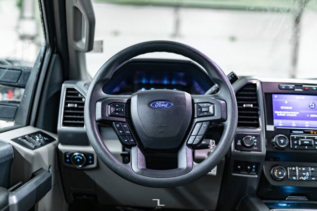 2022 Ford F-250 4x4 Crew Cab XLT FX4 Diesel BCam Red Deer AB