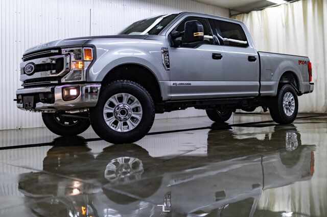 2022 Ford F-250 4x4 Crew Cab XLT FX4 Diesel BCam Red Deer AB