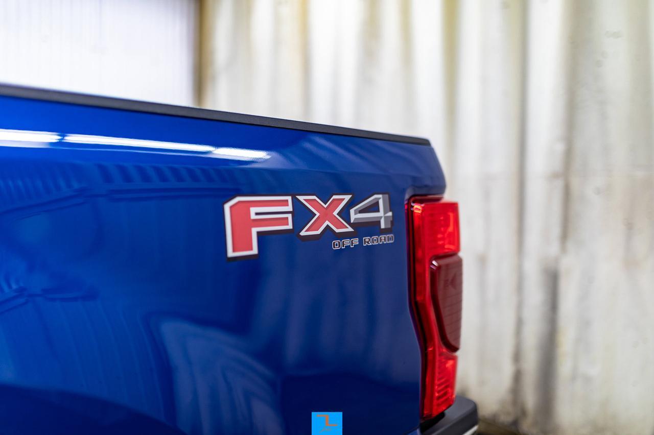 2022 Ford F-250 4x4 Crew Cab XLT FX4 Diesel Roof BCam Red Deer AB