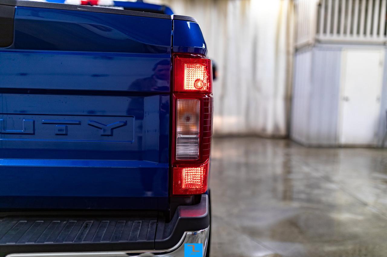 2022 Ford F-250 4x4 Crew Cab XLT FX4 Diesel Roof BCam Red Deer AB