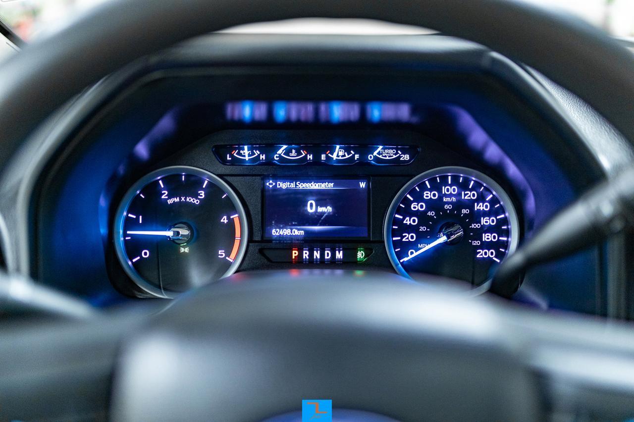 2022 Ford F-250 4x4 Crew Cab XLT FX4 Diesel Roof BCam Red Deer AB