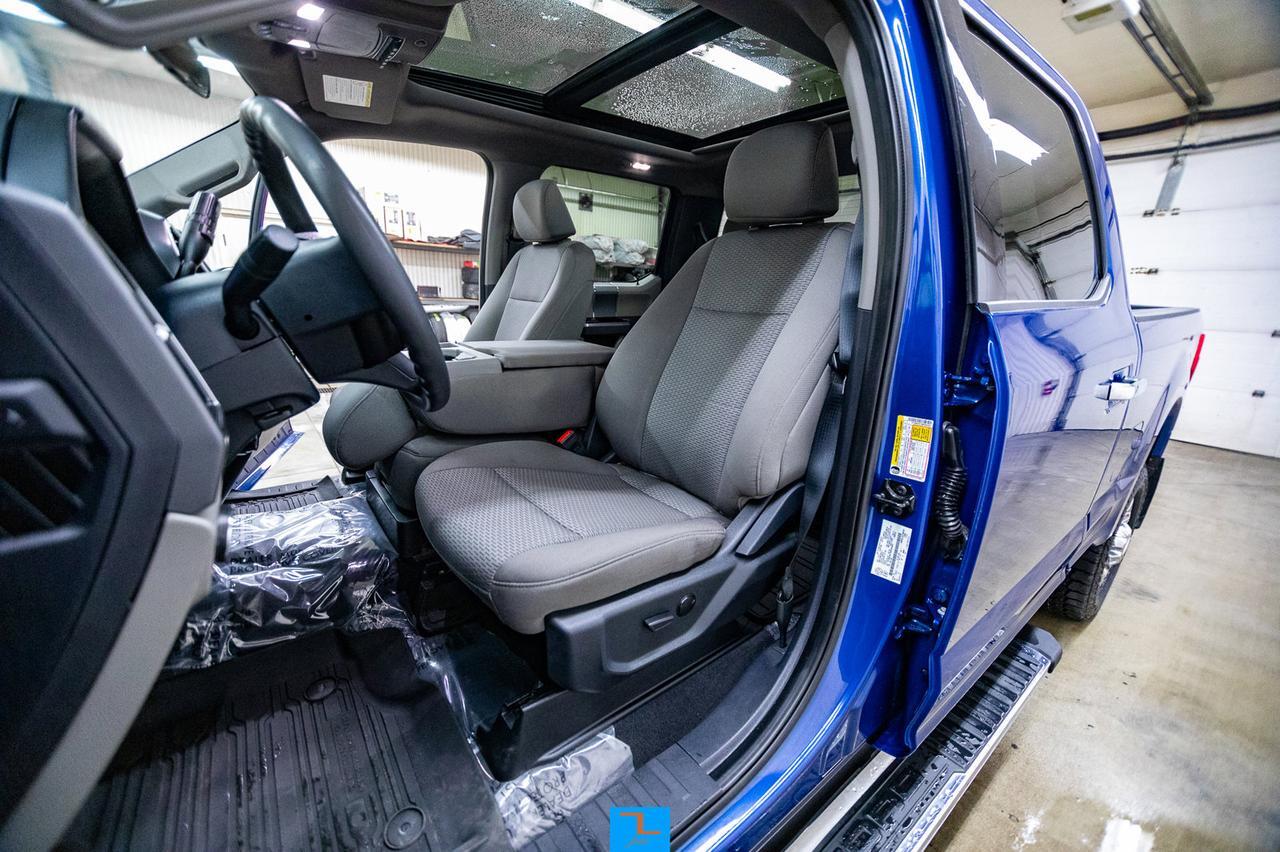 2022 Ford F-250 4x4 Crew Cab XLT FX4 Diesel Roof BCam Red Deer AB