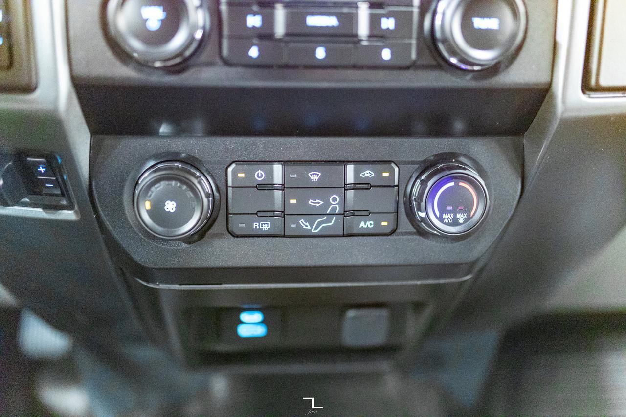 2022 Ford F-250 4x4 Crew Cab XLT FX4 Longbox BCam Red Deer AB